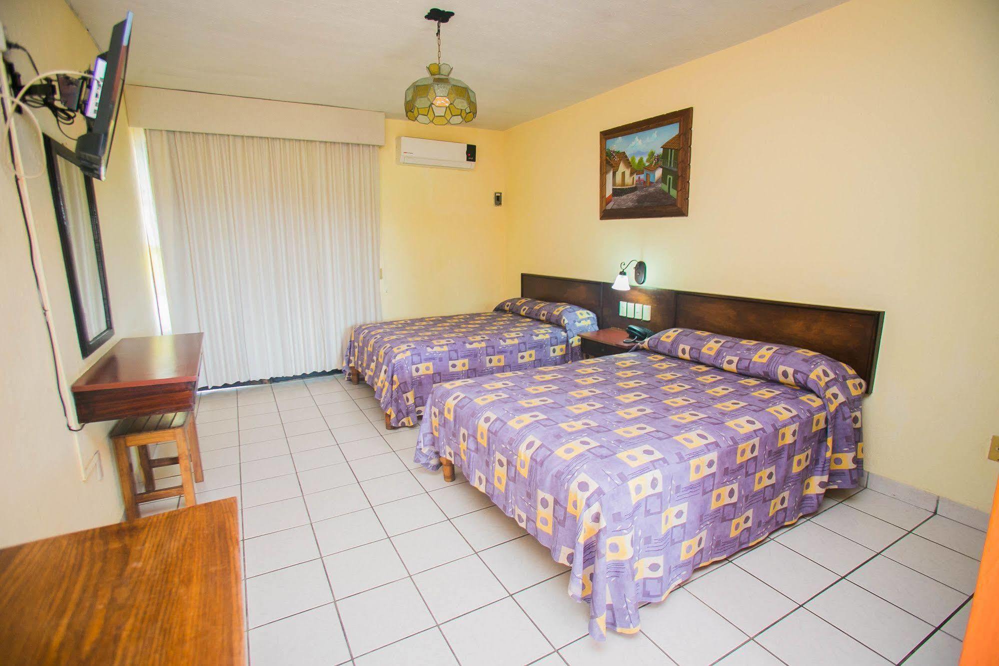 Hotel Estancia San Carlos Guayabitos Rincon de Guayabitos Exterior foto